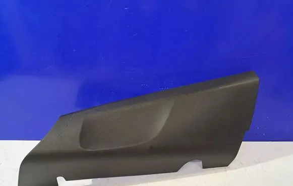 Polestar 2 Rear seat side bottom trim 31651895