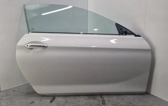 Door (2 Door Coupe)