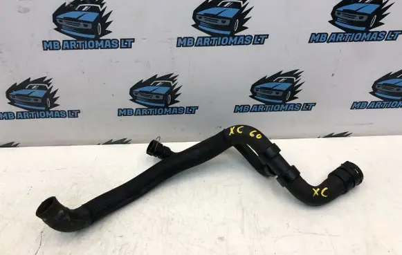 Volvo XC60 Engine coolant pipe/hose S4000250