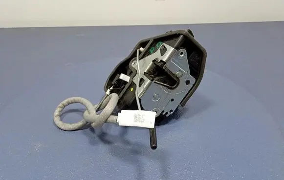 BMW 7 F01 F02 F03 F04 Front door lock 7229458