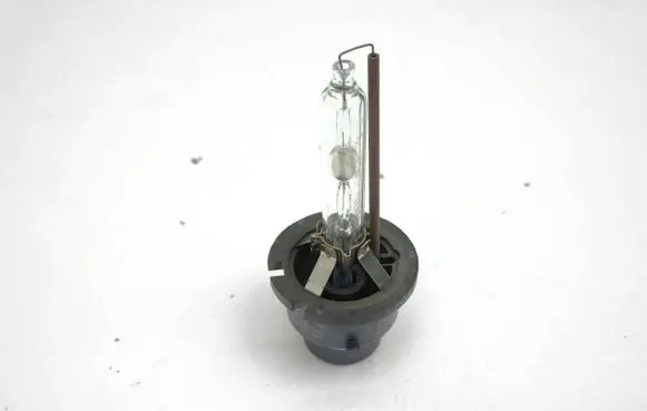 Mazda CX-7 Xenon bulb 