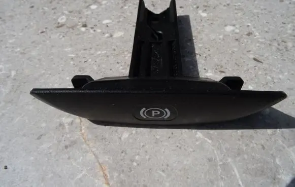 Mercedes-Benz E W212 Hand brake release handle A2044270020
