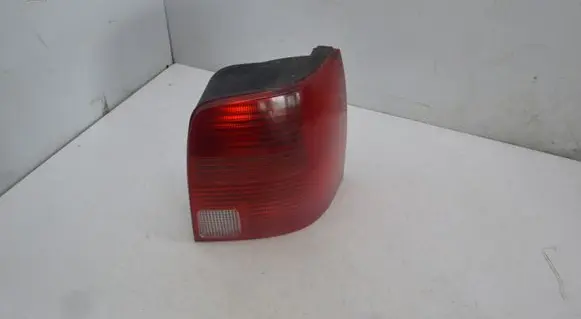 Volkswagen PASSAT B5 Rear/tail lights 3B9945112F