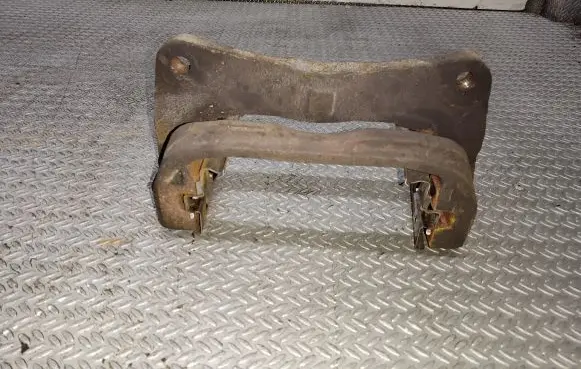 Subaru Forester SH Front Brake Caliper Pad/Carrier 