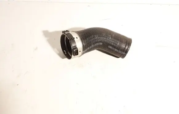 Volvo XC60 Intercooler hose/pipe 31686561