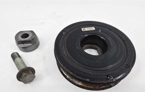 Nissan Qashqai Crankshaft pulley 8200767762 8200767762G