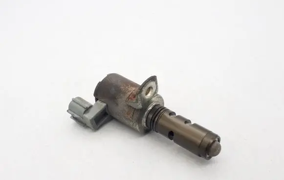 Ford Fiesta Camshaft vanos timing valve CN1G6L713AB