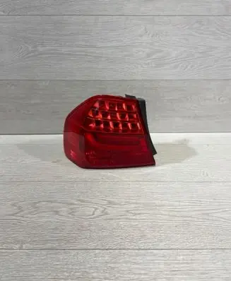 BMW 3 E90 E91 Rear/tail lights 7154153 21830101
