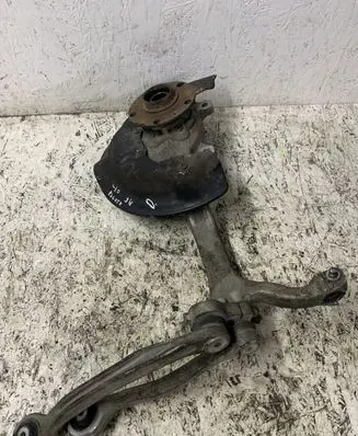 Audi A6 S6 C6 4F Front wheel hub