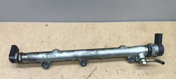 BMW 1 E81 E87 Fuel main line pipe 0281002481