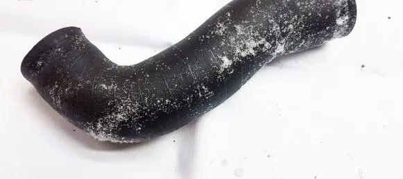 Volvo XC90 Engine coolant pipe/hose