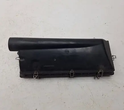 Mercedes-Benz E W124 Air filter box cover 6030940104
