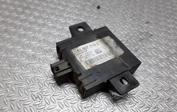 Skoda Octavia Mk2 (1Z) Alarm control unit/module 1K0907719C