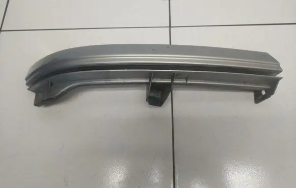 Opel Zafira A Under headlight/headlamp trim 90580652