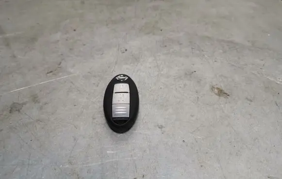 Nissan Note (E12) Ignition key/card TWB1G662