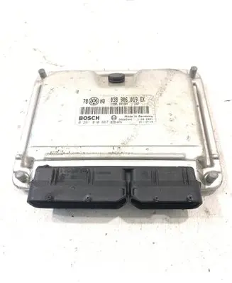 Volkswagen PASSAT B5 Engine control unit/module 038906019EK 28SA5041 0281010667