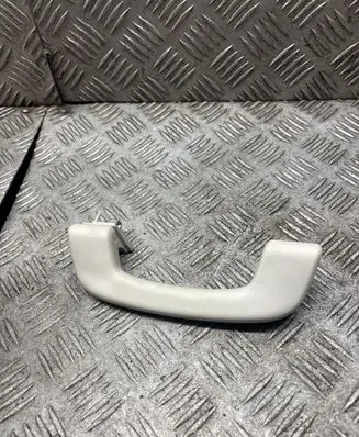 BMW 5 G30 G31 G38 Front interior roof grab handle 05851717B