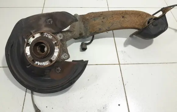 Volkswagen Tiguan Rear wheel hub NOCODE