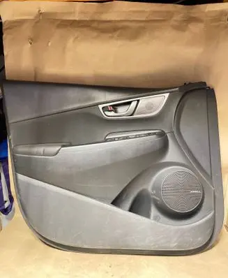 Hyundai Kona I Front door card panel trim 82330J9020TY T7A0543 20190710