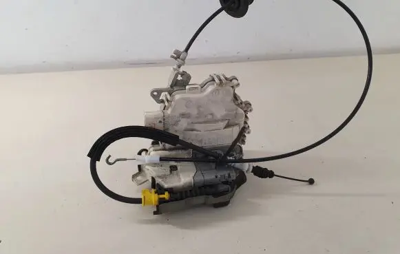 Audi A5 8T 8F Front door lock 8J2837015