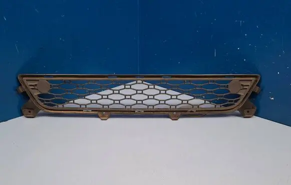 Volvo XC60 Front bumper lower grill 30763423 30763422
