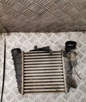 Skoda Roomster (5J) Intercooler radiator 6Q0145804A