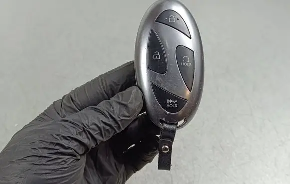 Hyundai Kona II Ignition key/card 