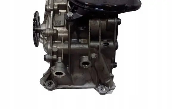 BMW 1 F20 F21 Oil pump 851366501