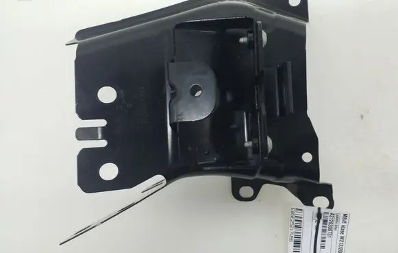 Mercedes-Benz E W212 Other body part A2126300731
