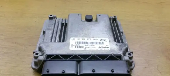 Opel Insignia A Engine control unit/module 55573330 0281015149