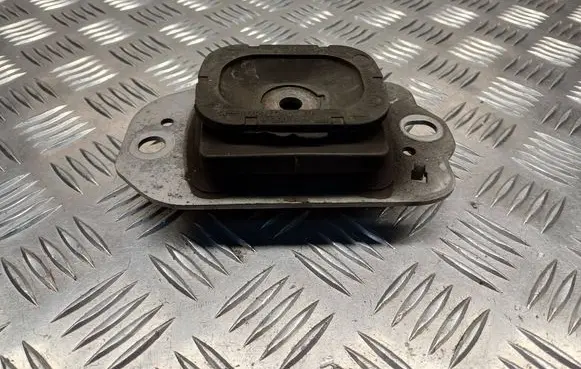 Renault Laguna III Gearbox mount 8200652212 8200689120