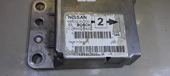 Nissan Primera Airbag control unit/module 98820AV200 0285001420