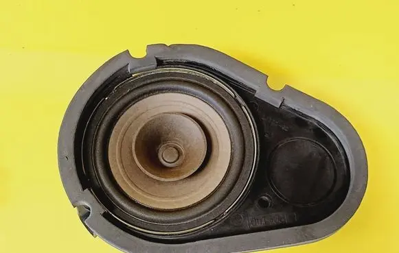 Ford Escort Rear door speaker 93AB18808BD 18808