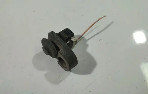 Nissan Pathfinder R51 Front door sensor coupe 