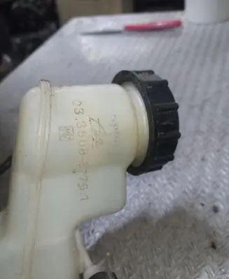 Toyota Yaris Master brake cylinder 33350887761 03350887771