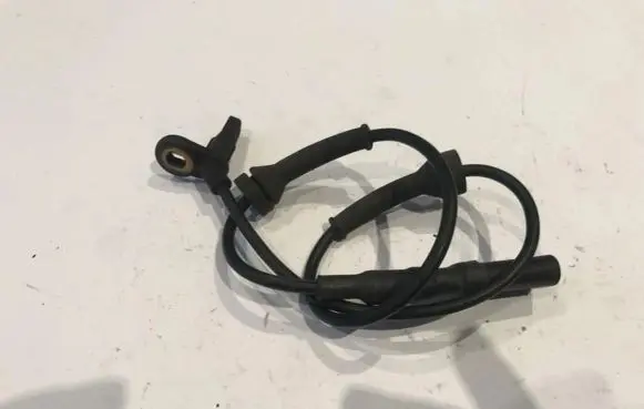Ford Focus ABS brake wheel speed sensor 98ag2b372af 98ag-2b372-af