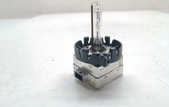 BMW 5 F10 F11 Xenon bulb D1S 9285148294S