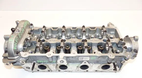 Volvo XC60 Engine head 31401431