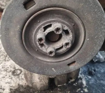 Fiat Sedici Crankshaft pulley