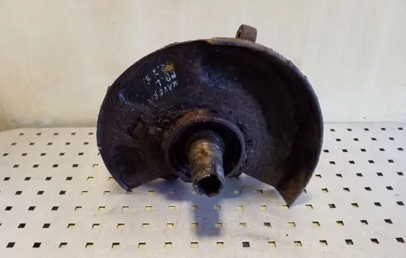 Ford Maverick Front wheel hub