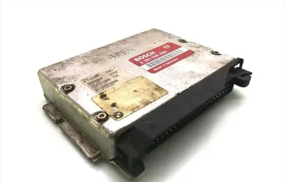 BMW 3 E36 Engine control unit/module 0261200520