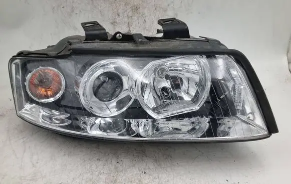 Audi A4 S4 B6 8E 8H Headlight/headlamp 20A007