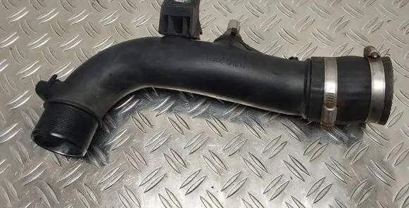 Toyota Corolla Verso AR10 Intercooler hose/pipe