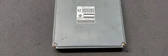 Nissan Almera N16 Engine control unit/module MEC11210