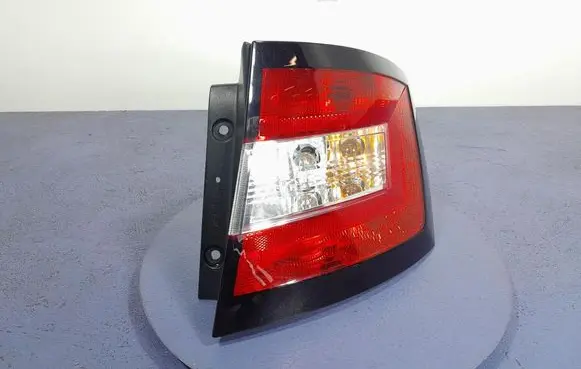 Skoda Fabia Mk3 (NJ) Rear/tail lights 6V9945096