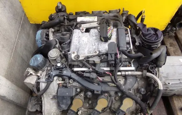 Mercedes-Benz CLK A209 C209 Engine 272 272940