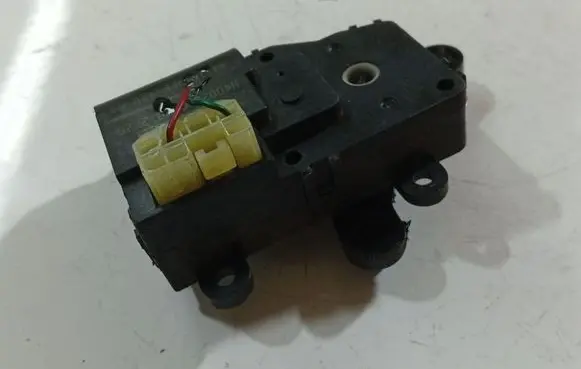 KIA Sorento Air flap motor/actuator H400730490