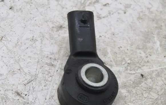 Ford Fiesta Detonation knock sensor H6BA-12A699-AA