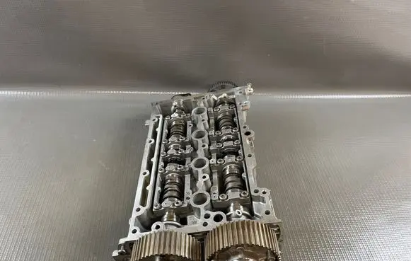 Volkswagen T-Roc Engine head 05E103308 05E103469