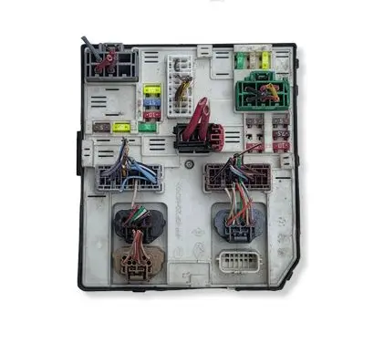 Renault Master III Fuse module 284B66852R